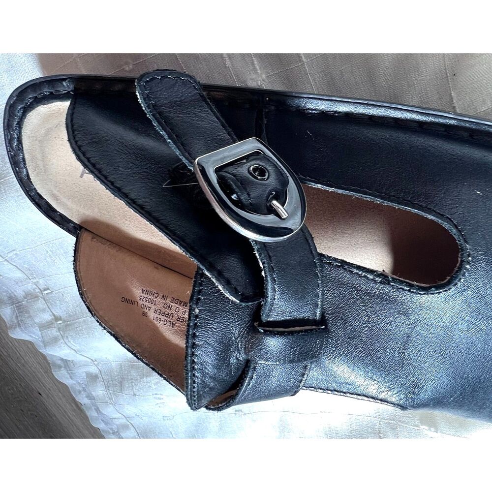 Black Alegria By PG Lite Leather Upper ALG-601 Sz 39 w/silver Buckle Accent.....